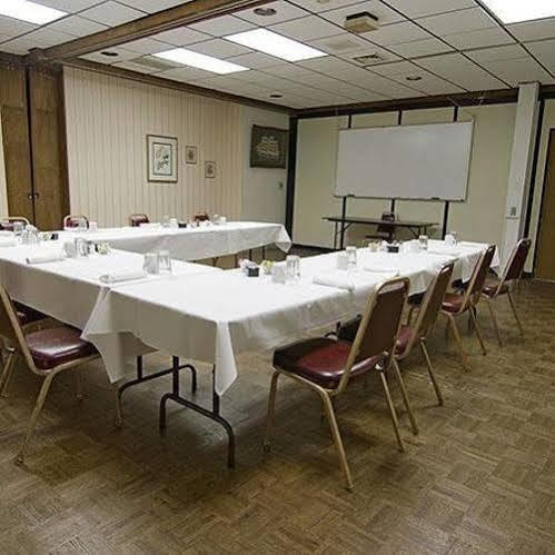 Voyageur Inn And Conference Center Reedsburg Zařízení fotografie